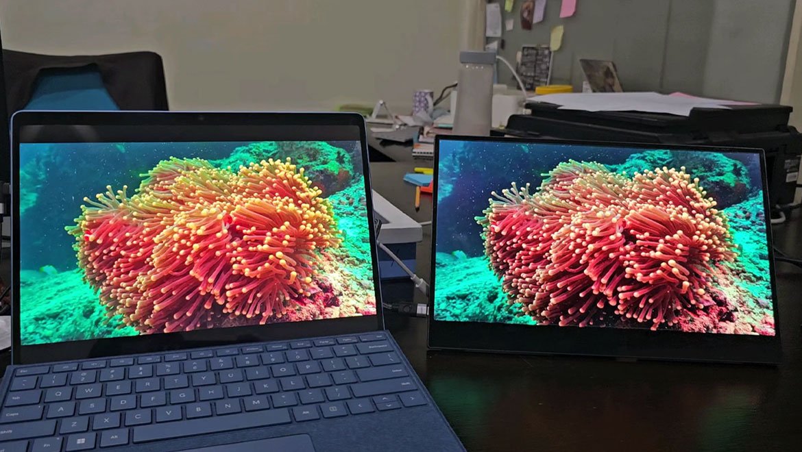 نمایشگرOLEDیاPixelSenseFlow؟مقایسهصفحهنمایش‌هایسرفیس