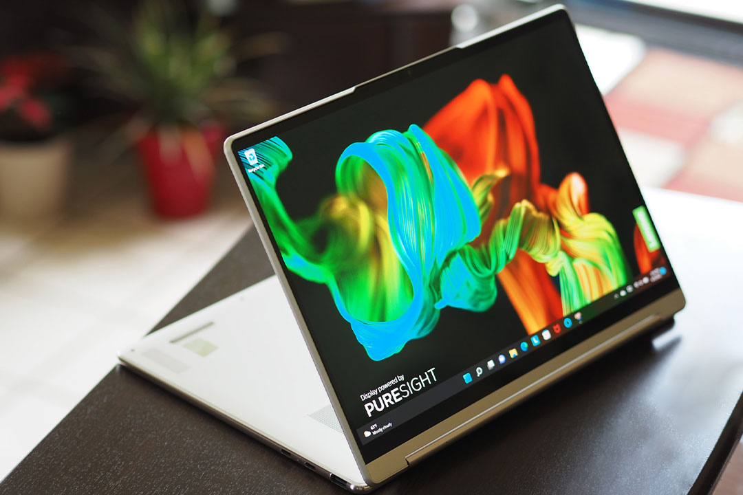 Microsoft Surface Laptop Studio vs. Lenovo Yoga 9i 14 Gen 7 