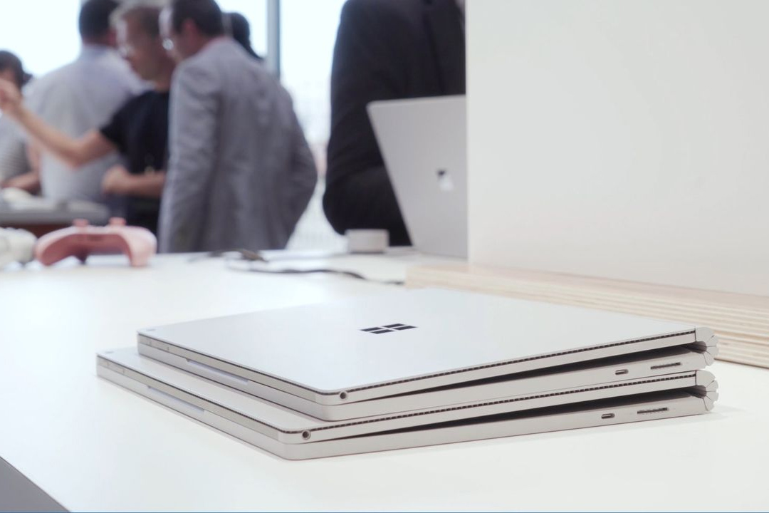 مقایسه دو مدل 13 و 15 اینچی سرفیس بوک 3 مایکروسافت باهم