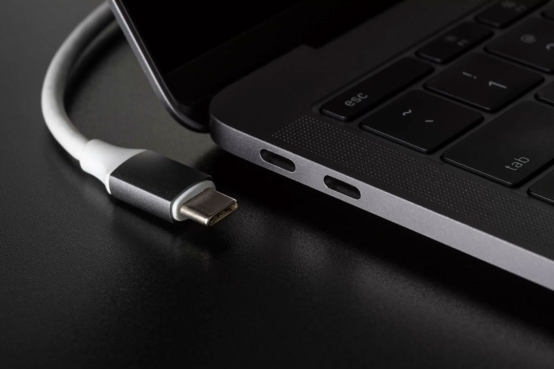 All about Thunderbolt port