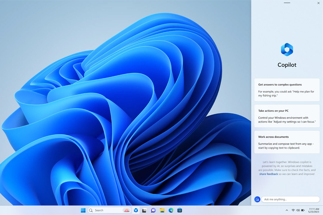 رابط کاربری سایدبار کوپایلت در ویندوز ۱۱