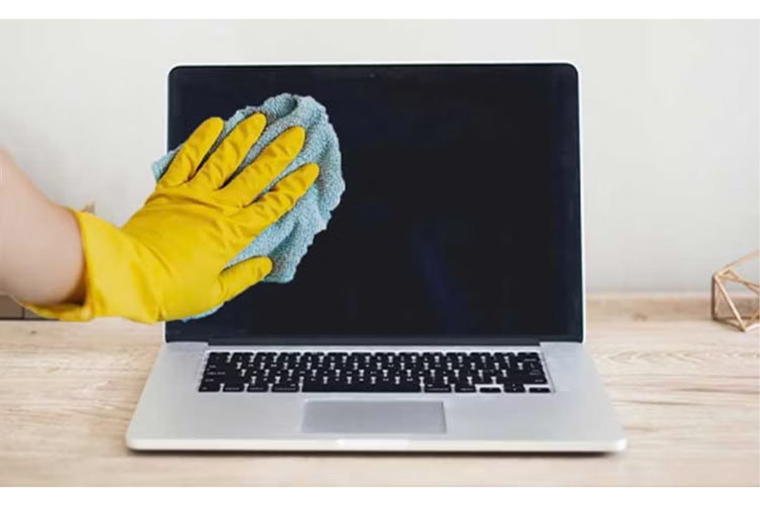 how to physically protect macbook  7 نکته طلایی محافظت فیزیکی از مک بوک