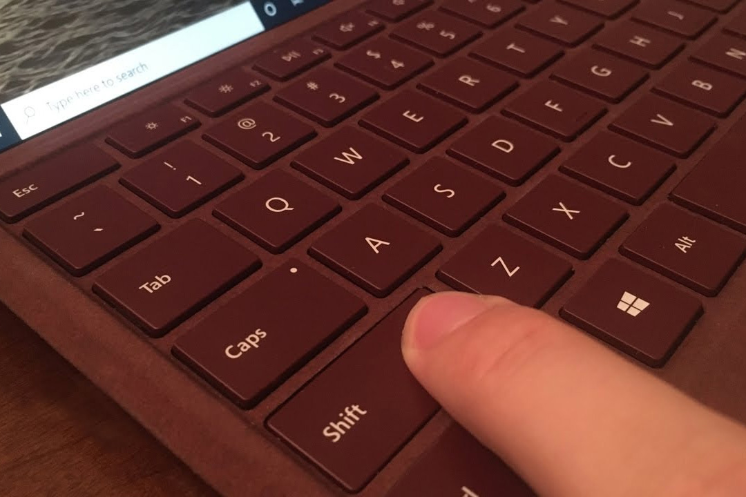  آموزش قفل کردن کلید Fn در کیبورد سرفیس