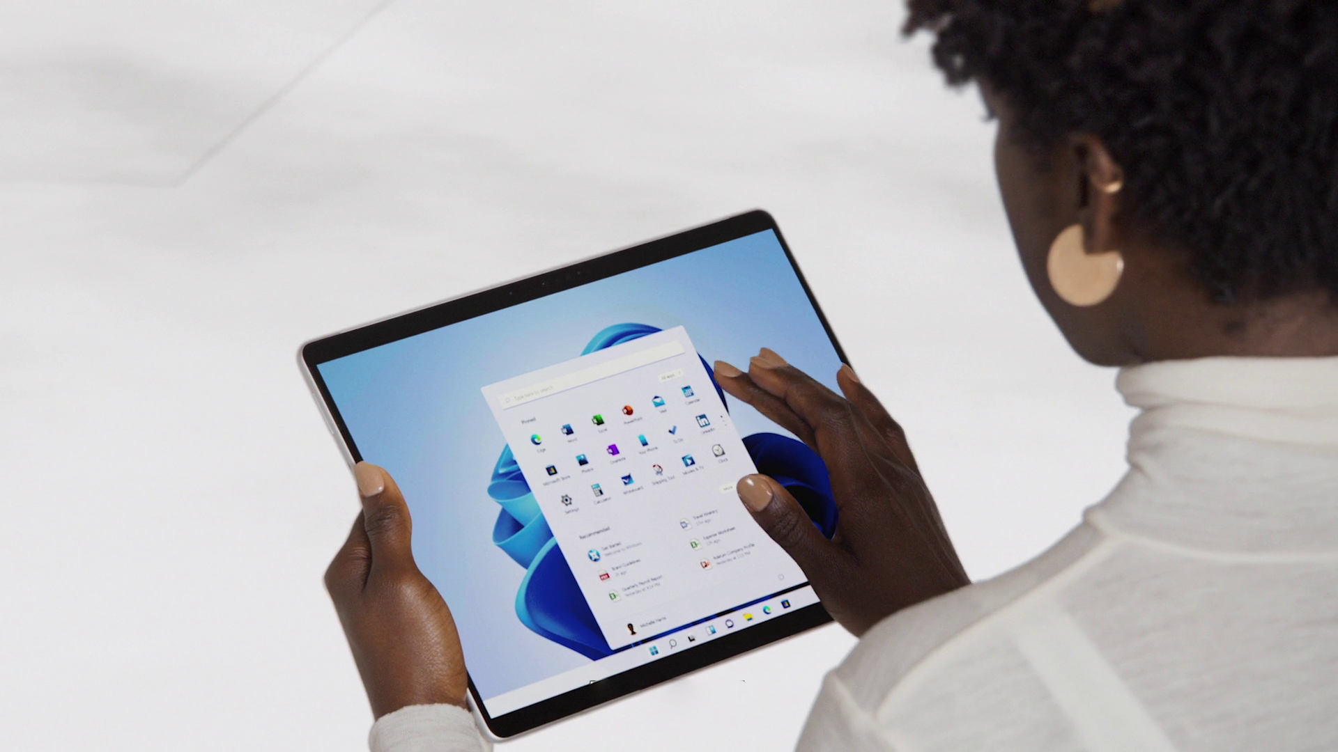 سرفیس پرو 9 قیمت خود را با عملکرد مناسب سخت افزارش، به قیمتی مناسب تبدیل کرده است Microsoft Surface Pro 9 