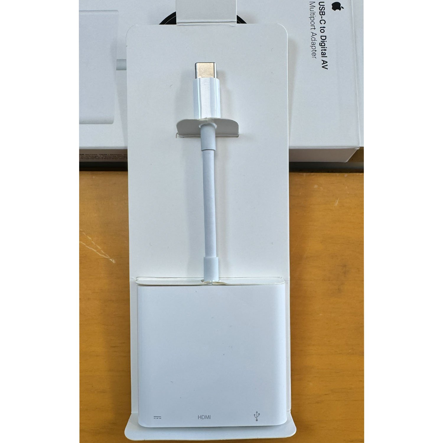 مبدل USB-C به Digital AV اورجینال اپل مدل Apple USB-C to Digital AV Multiport Adapter آنباکس شده